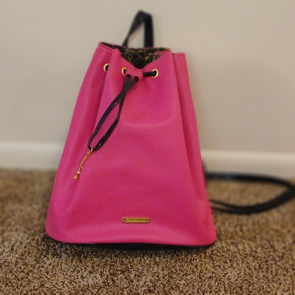 Backpack - Picture 2 of 4